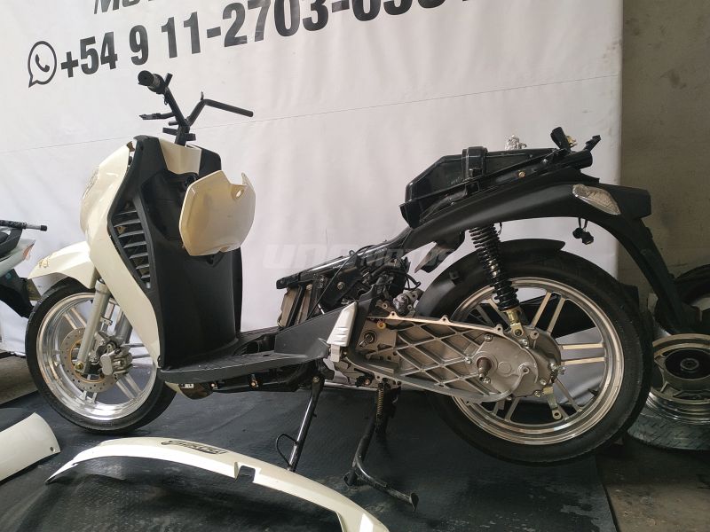 Moto Mondial Md 125 Outlet-des int 10097