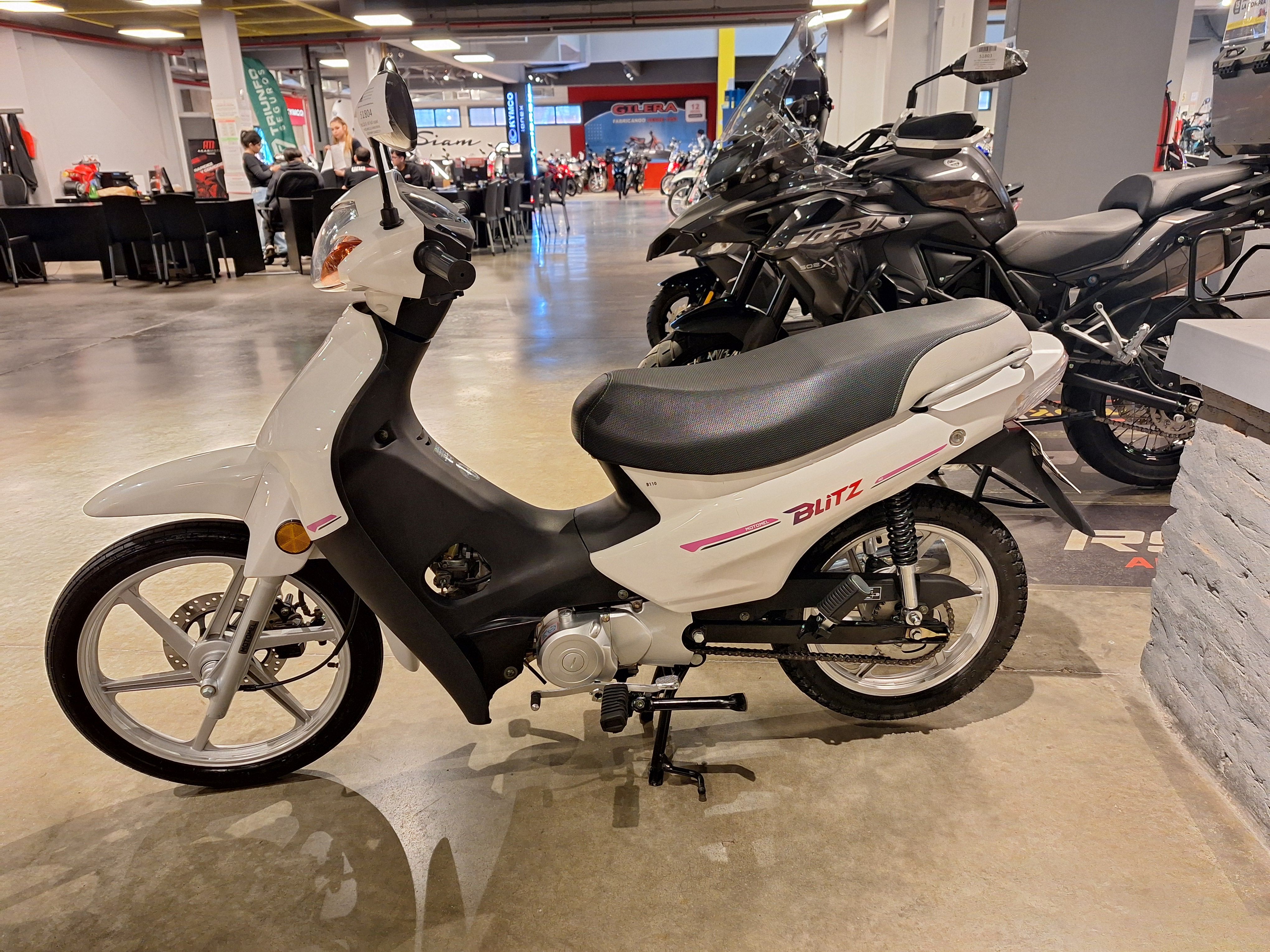 Moto Motomel Blitz 110 v8 full usado 2024 con 3242 km 1M