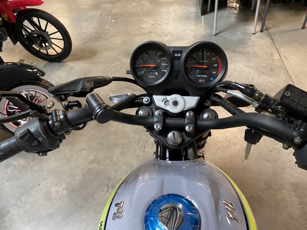 Moto Motomel CG 150 S2 Base CBS sin Led