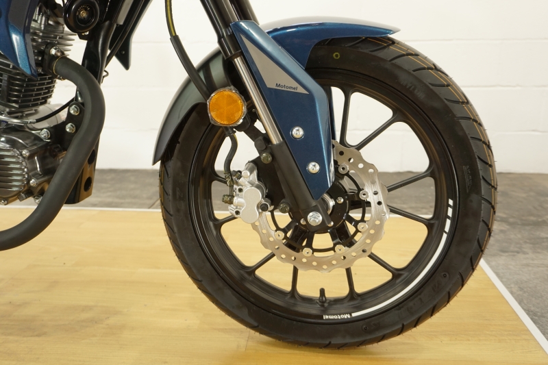 Moto Motomel Sirius 190cc 2023