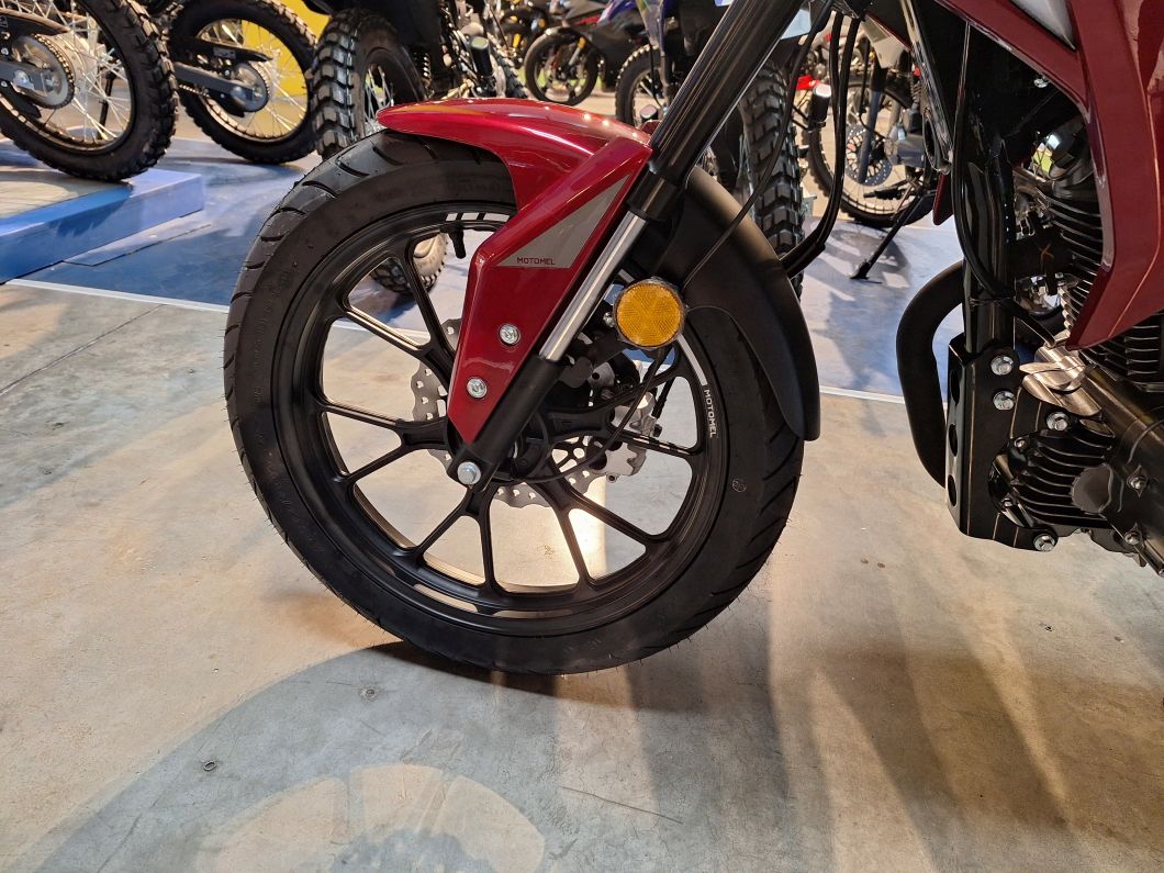 Moto Motomel Sirius 190cc 2025