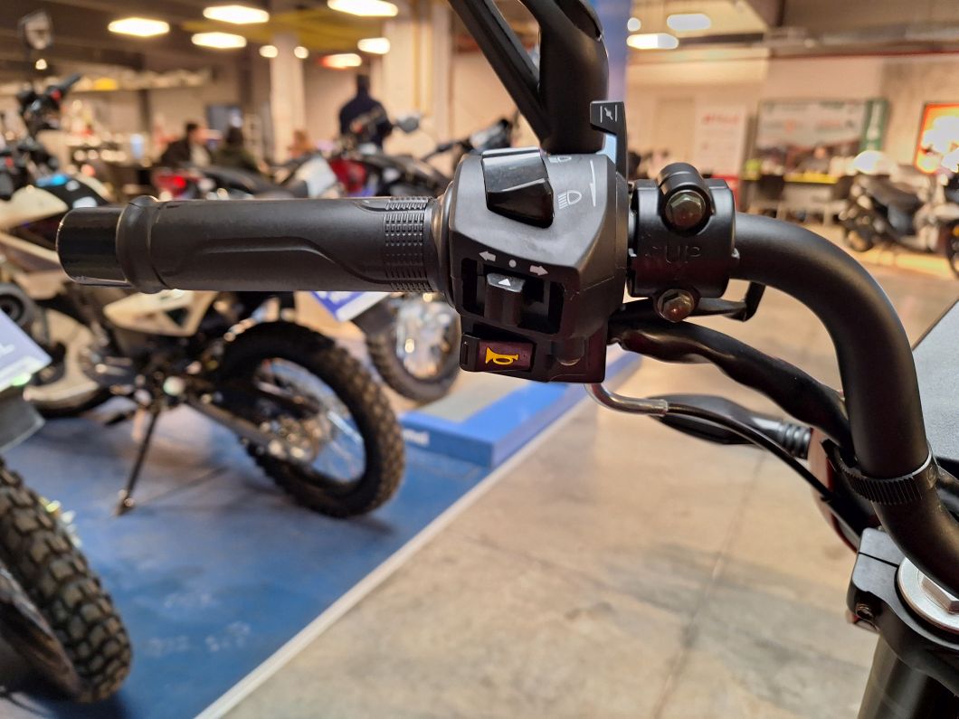 Moto Motomel Sirius 190cc 2025