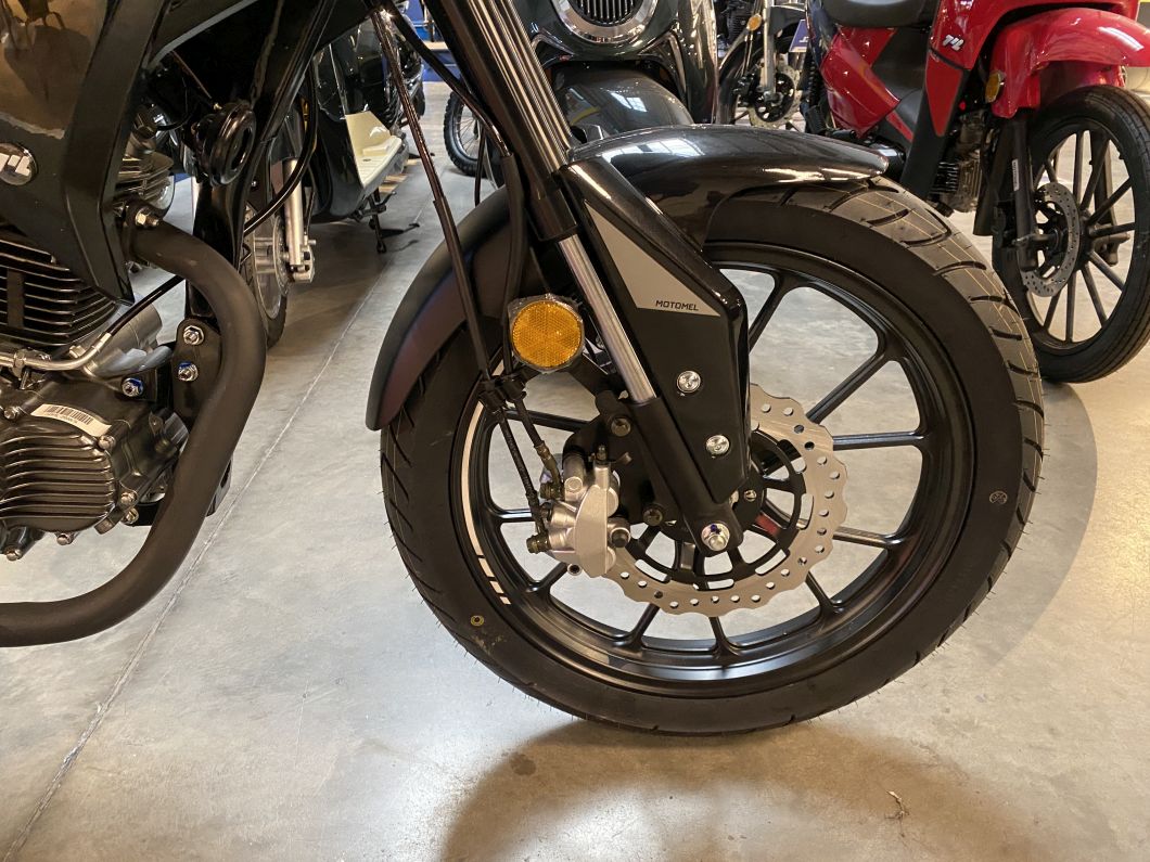 Moto Motomel Sirius 190cc