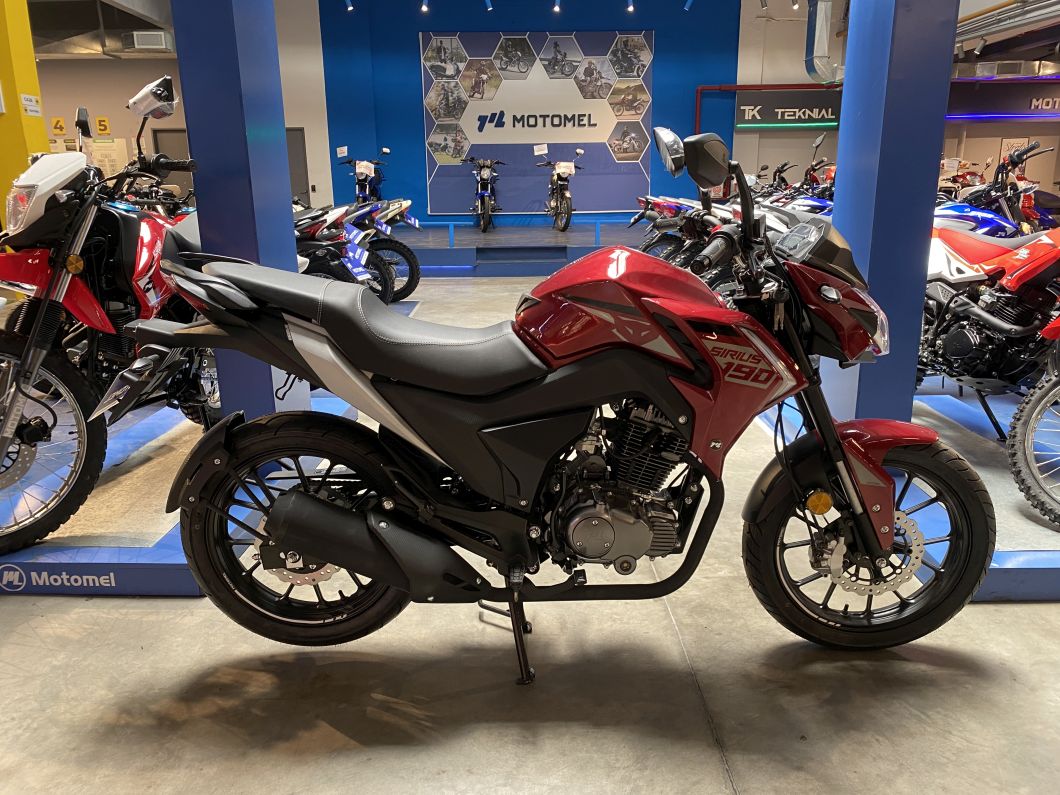 Moto Motomel Sirius 190cc