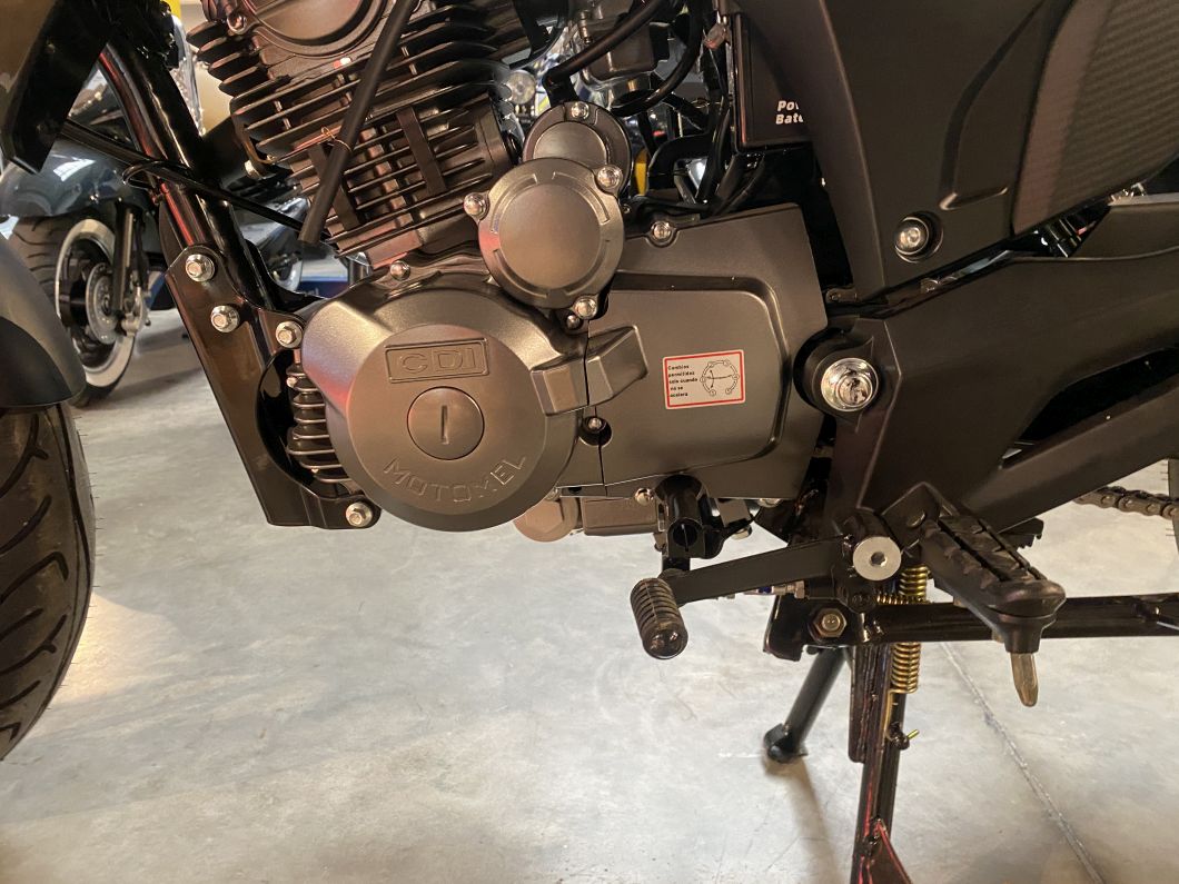 Moto Motomel Sirius 190cc