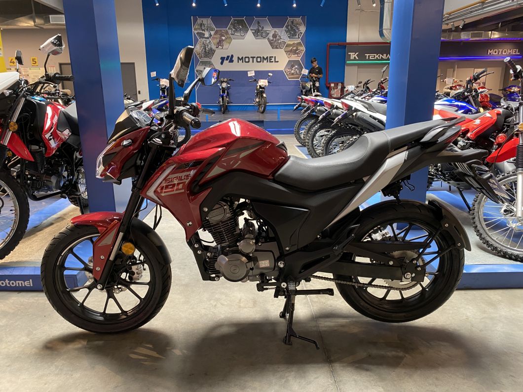 Moto Motomel Sirius 190cc