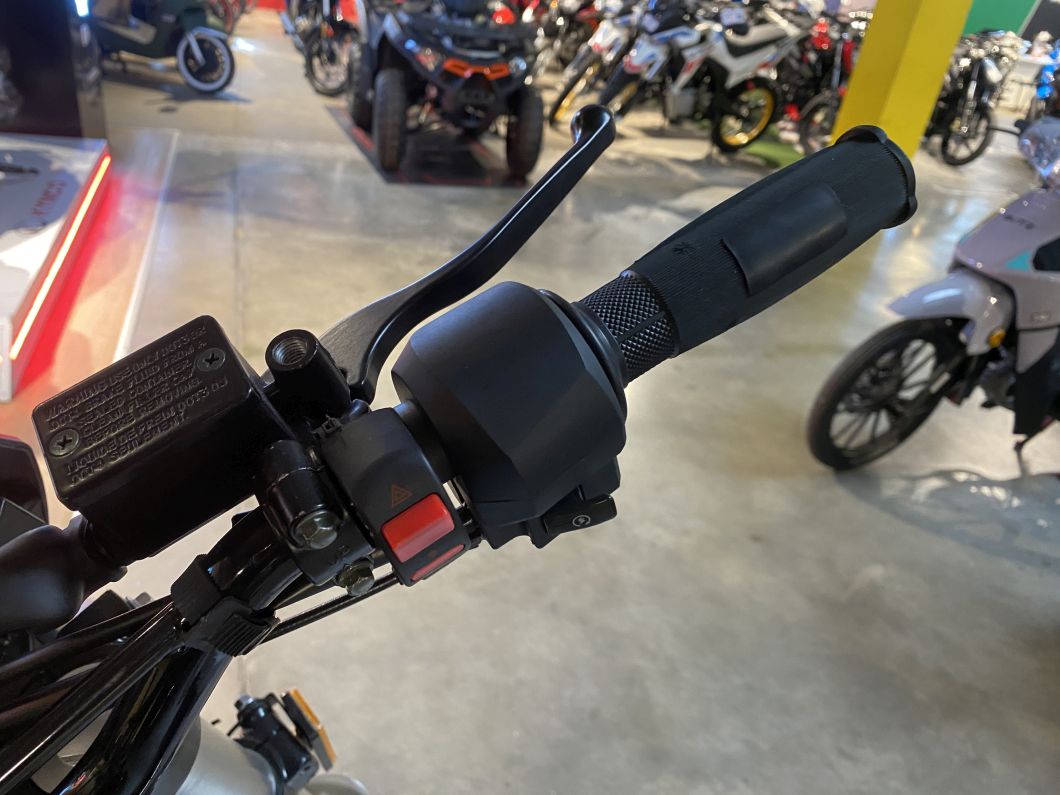 Moto Motomel Skua 150 Silver Edition