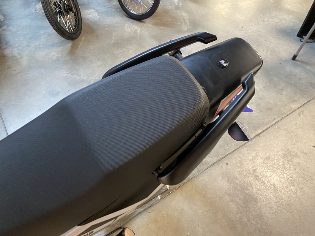 Moto Motomel Skua 150 Silver Edition