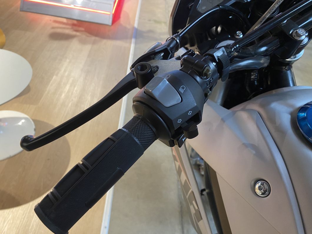 Moto Motomel Skua 150 Silver Edition