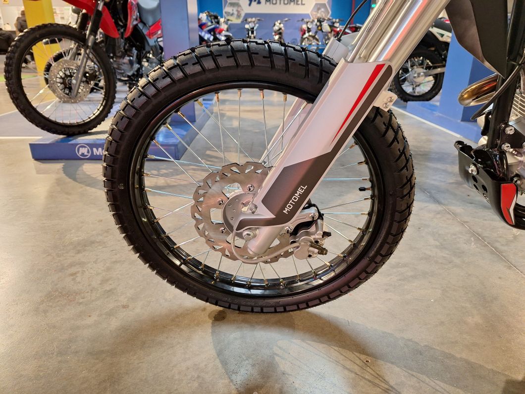 Moto Motomel Skua 150 Silver Edition