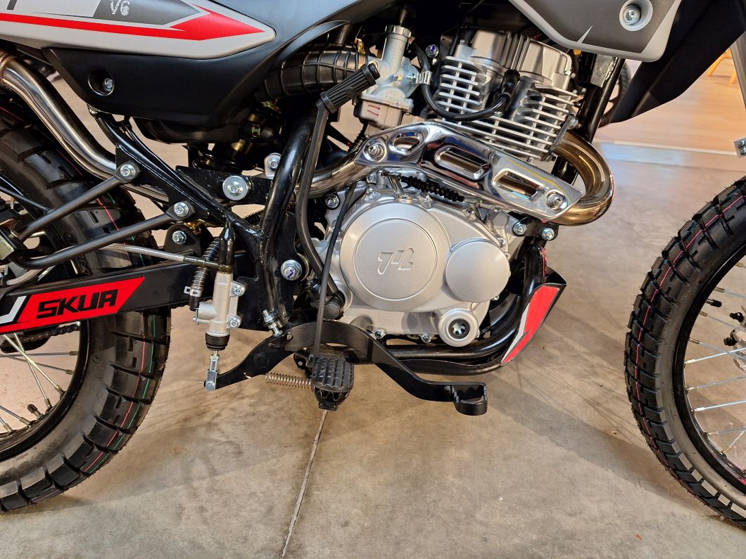 Moto Motomel Skua 150 Silver Edition