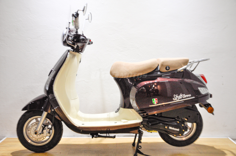Moto Motomel Strato Euro 150cc tipo Vespa 2021
