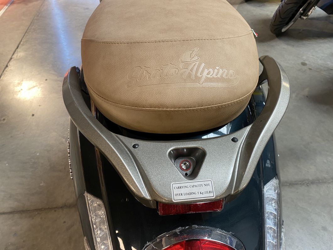 Moto Motomel Strato Alpino 150