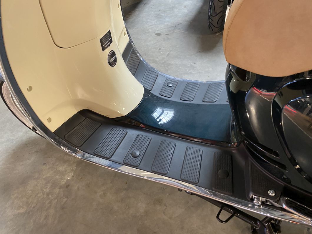 Moto Motomel Strato Alpino 150