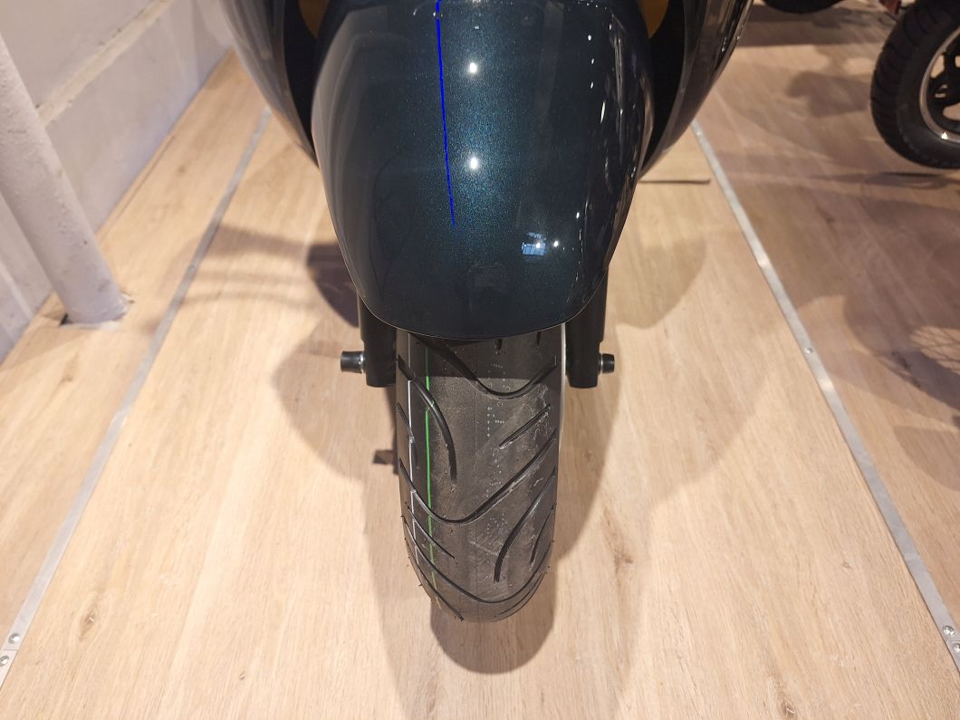 Moto Motomel Strato Alpino 150 linea 2025