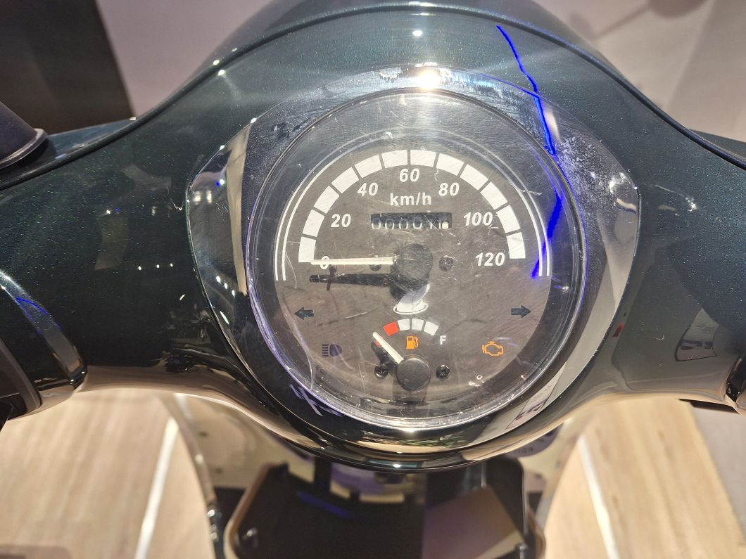Moto Motomel Strato Alpino 150 linea 2025