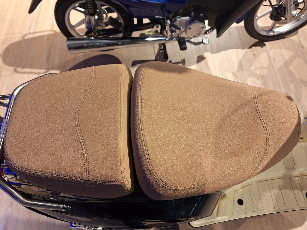 Moto Motomel Strato Euro 150cc Linea 2025