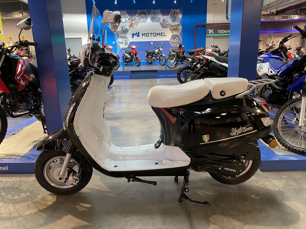 Moto Motomel Strato Euro 150cc Linea 2026