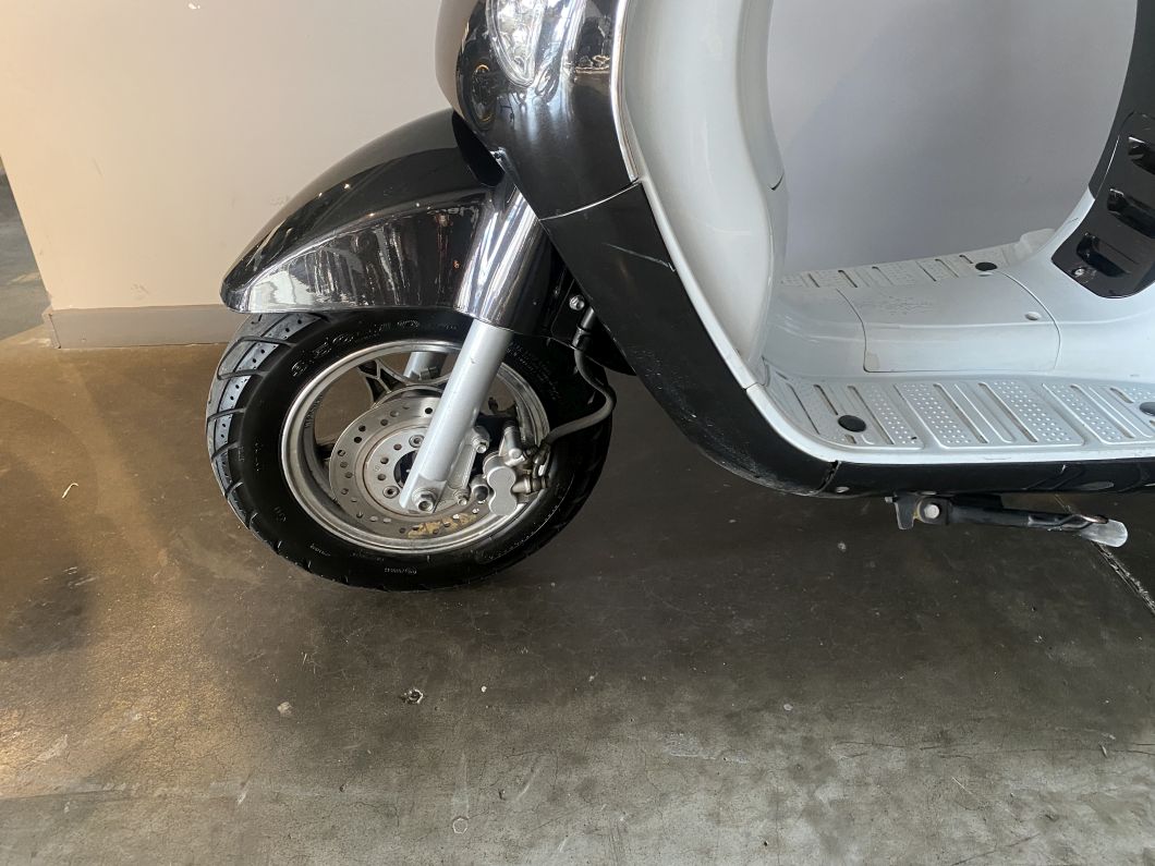 Moto Motomel Strato Euro 150 usado 2023 con 7200 km 1M