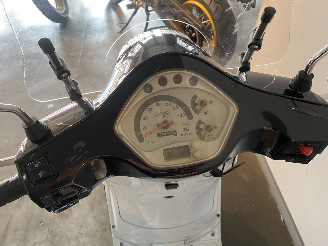Moto Motomel Strato Euro 150 usado 2023 con 7200 km 1M