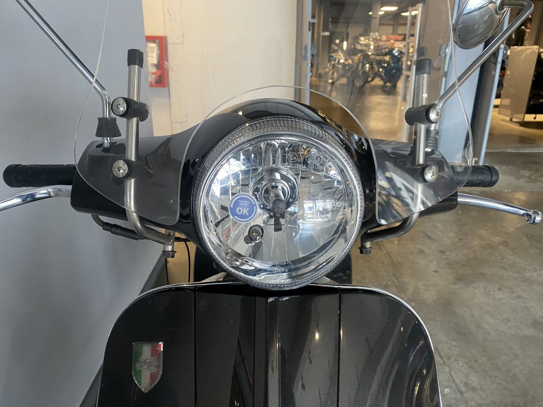 Moto Motomel Strato Euro 150 usado 2023 con 7200 km 1M