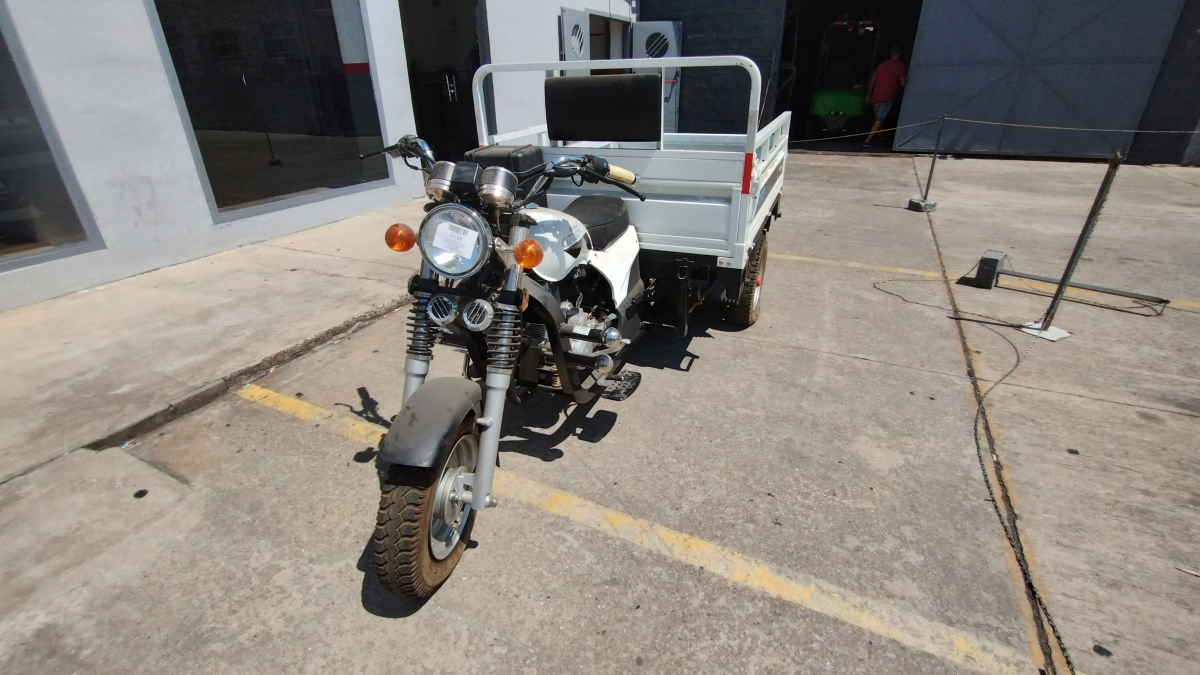 Moto Motomel Tricargo 150cc Caja