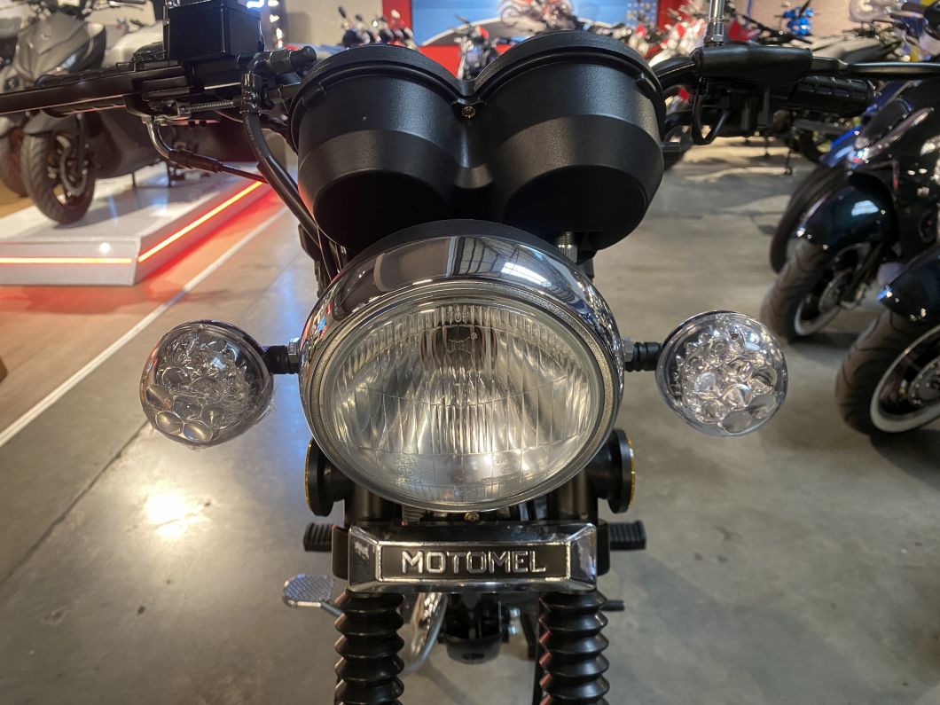 Moto Motomel Victory 150