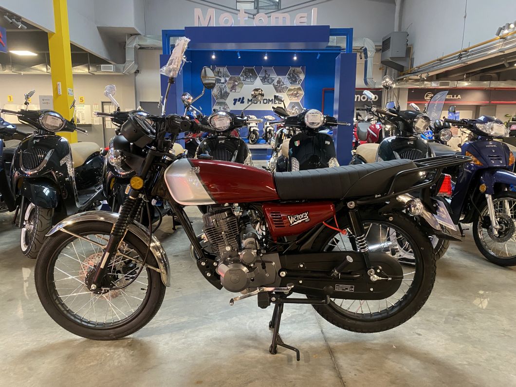 Moto Motomel Victory 150