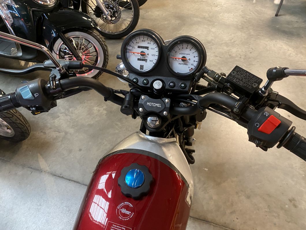 Moto Motomel Victory 150