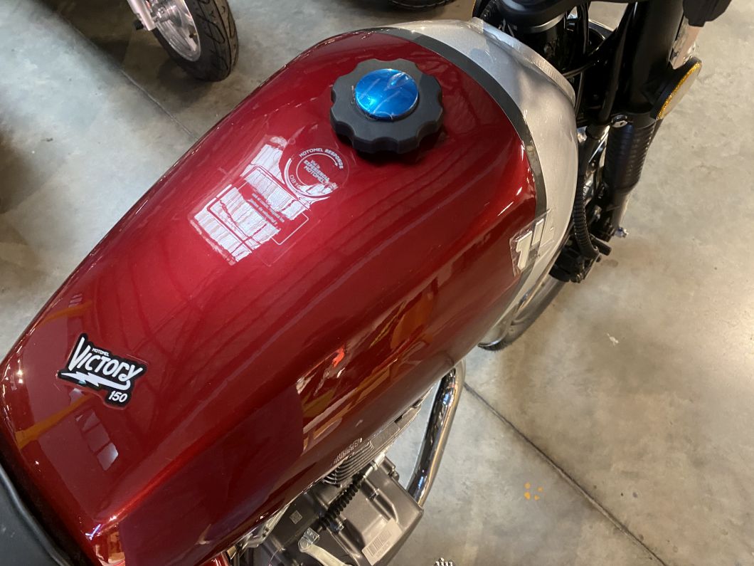 Moto Motomel Victory 150