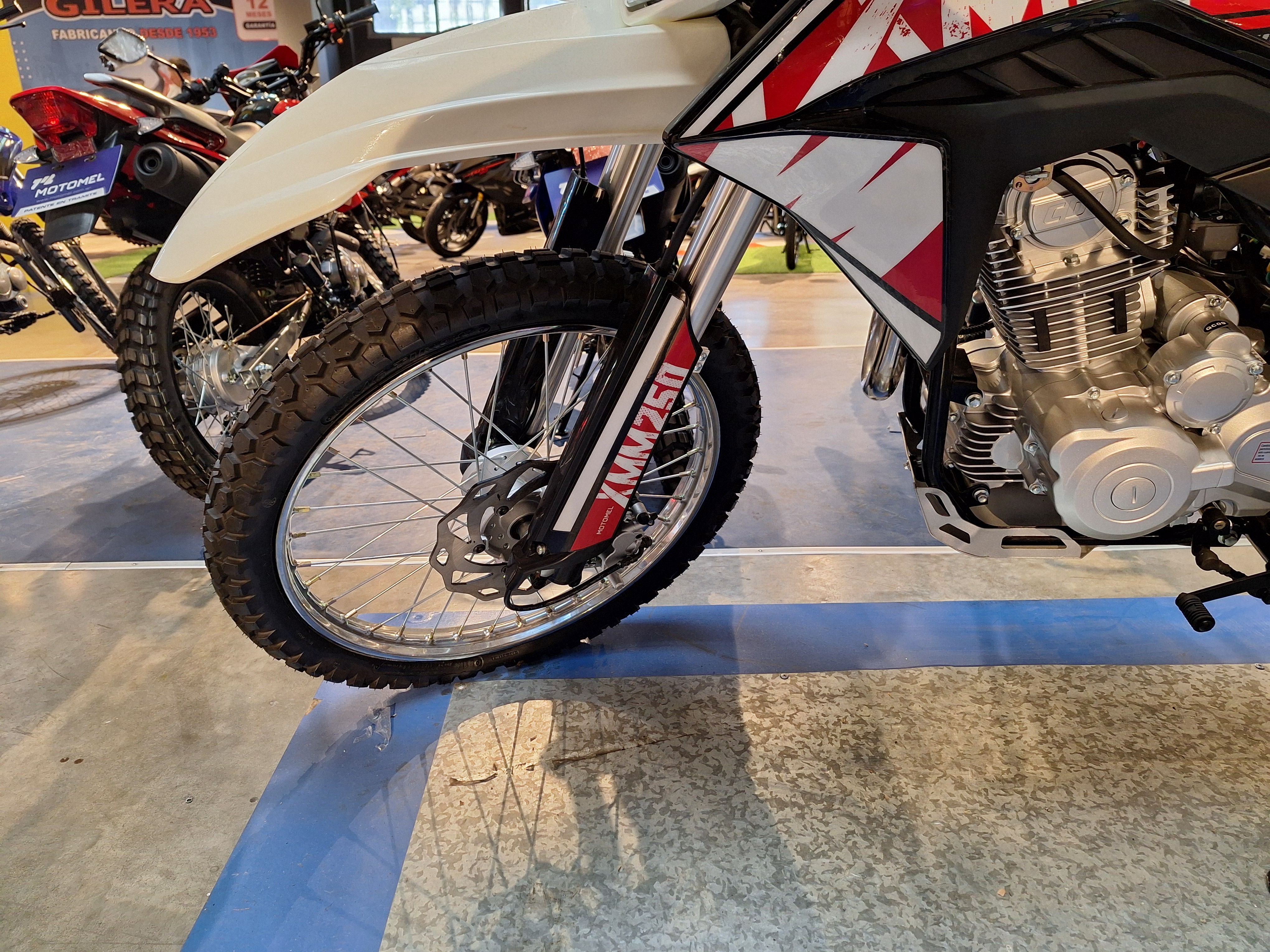 Moto Motomel XMM 250 Enduro Linea 2025