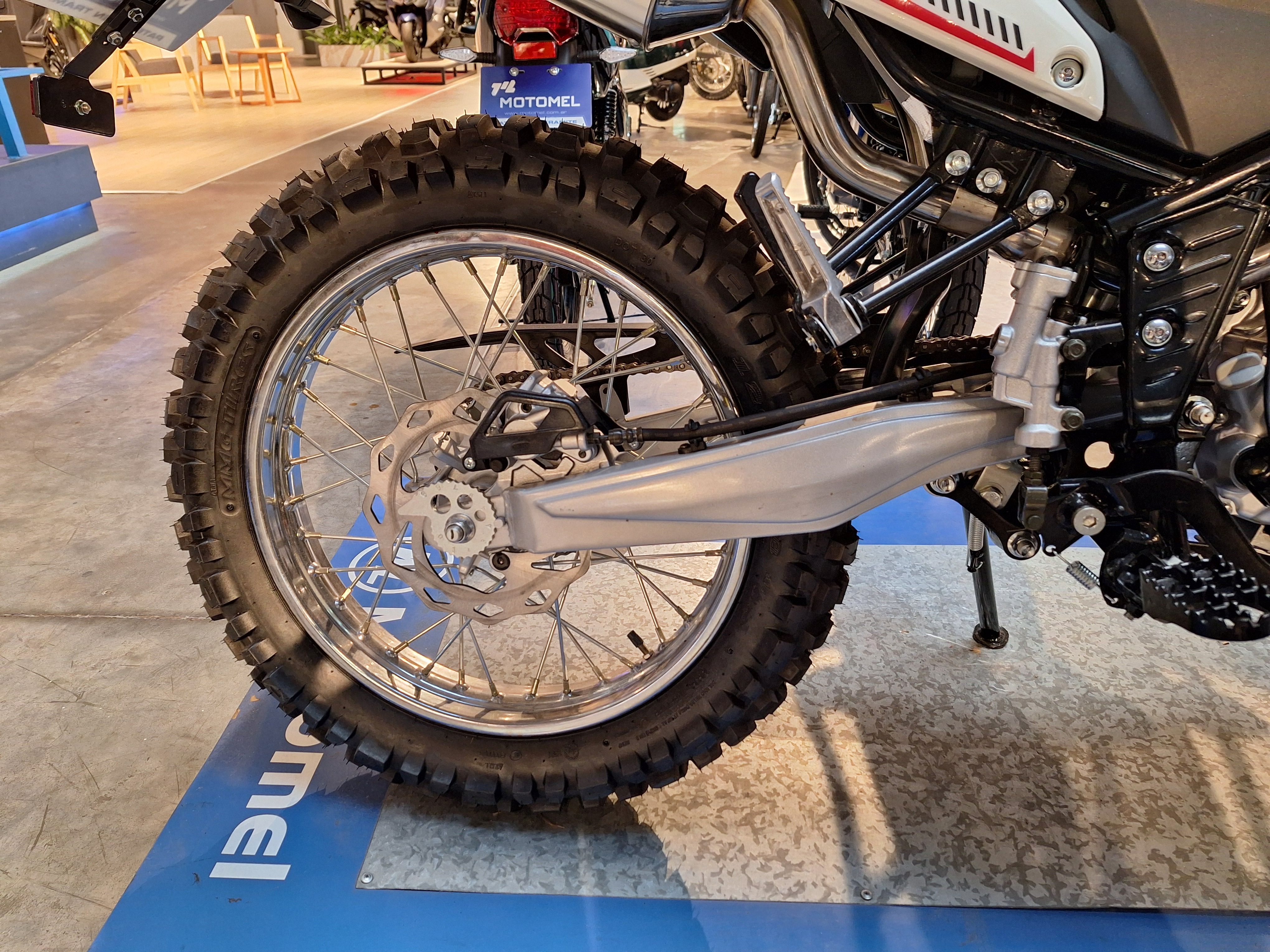 Moto Motomel XMM 250 Enduro Linea 2025