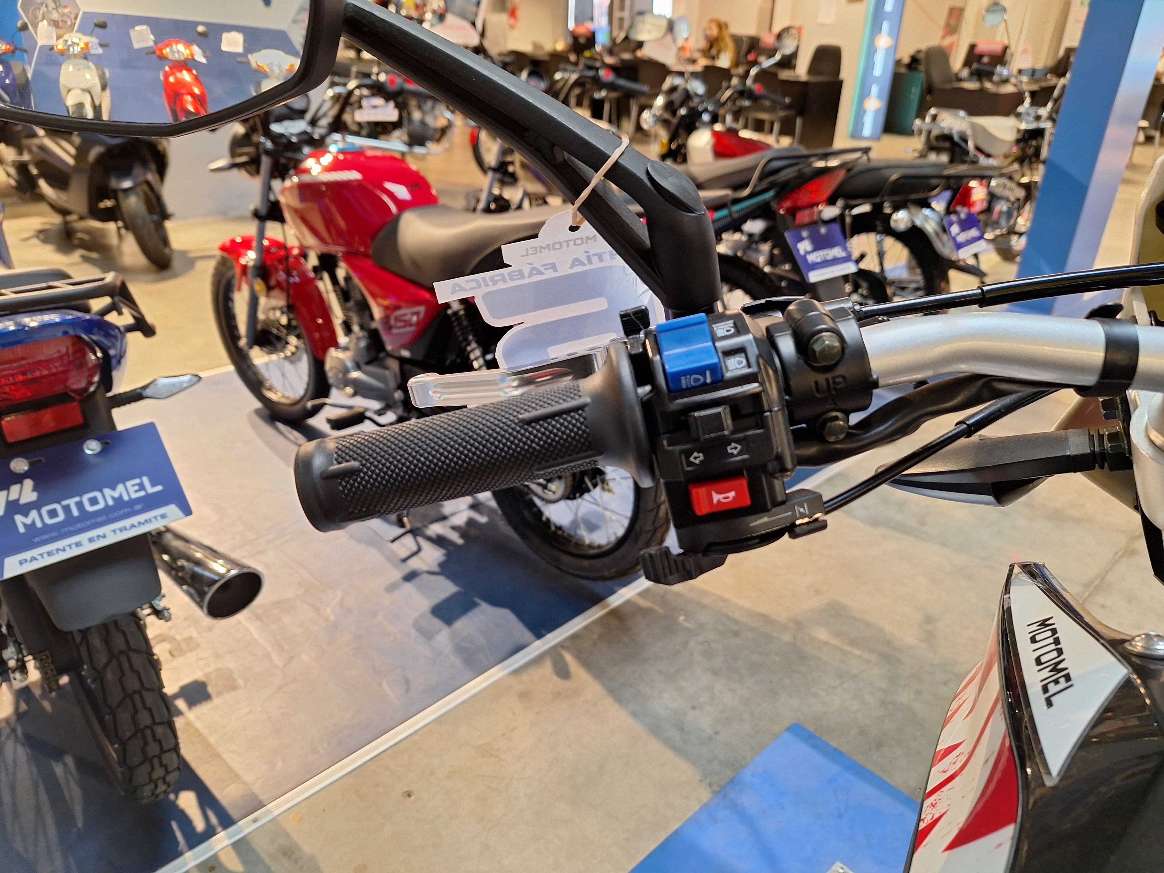 Moto Motomel XMM 250 Enduro Linea 2025