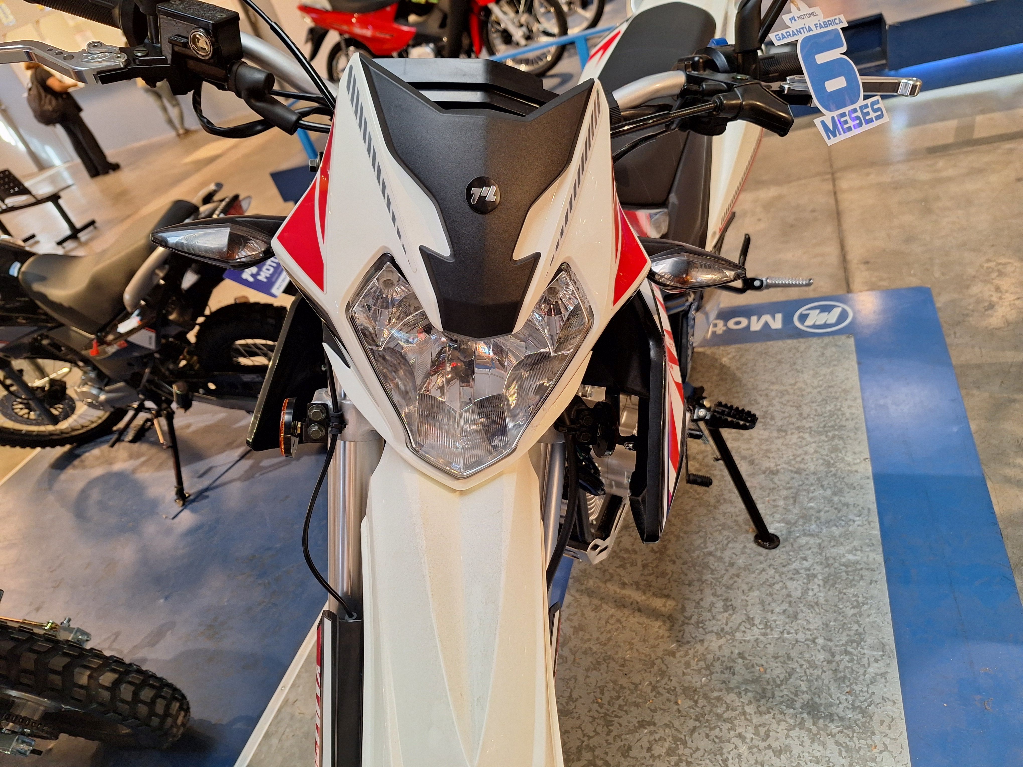 Moto Motomel XMM 250 Enduro Linea 2025