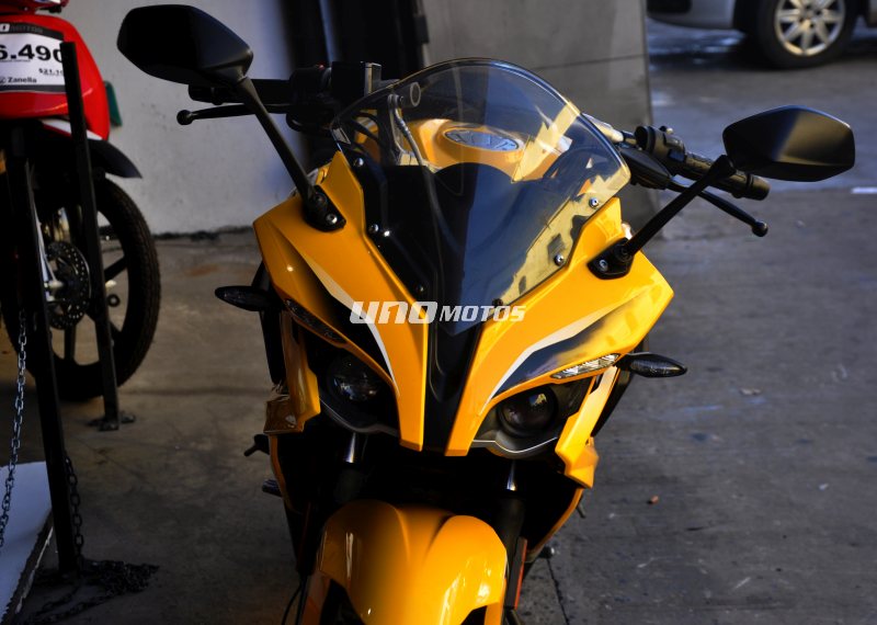 Moto Bajaj Rouser Rs 200 Usada 2017 con 16500km INT 17417