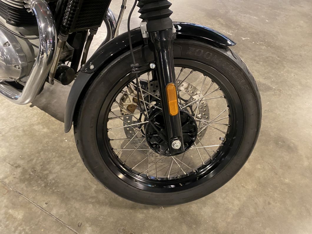 Moto Royal Enfield Interceptor 650 usado 2022 con 10000 km 1M