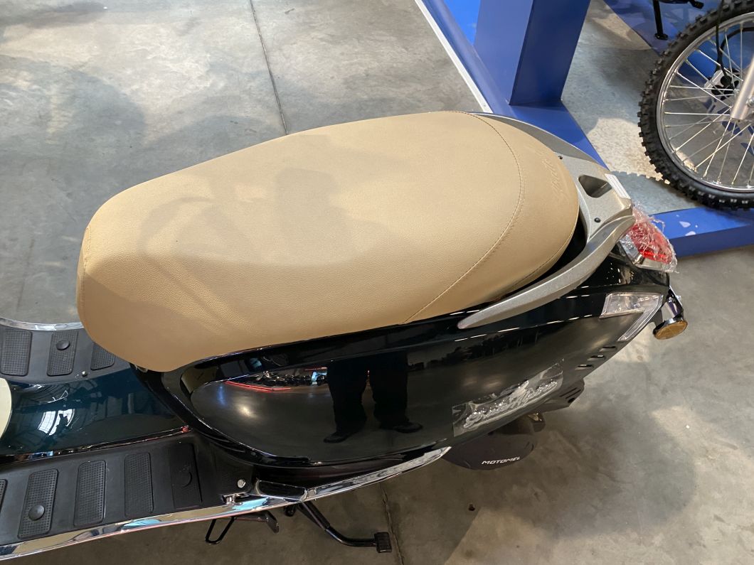 Moto Motomel Strato Alpino 150