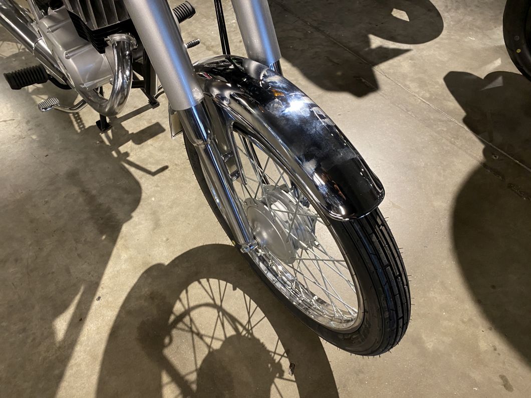 Moto Suzuki AX 100 