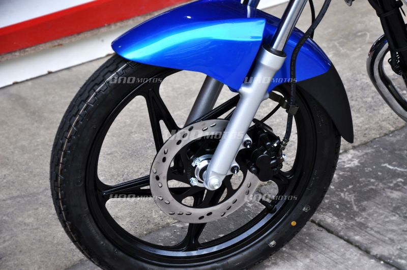 Moto Suzuki EN 125 2A 