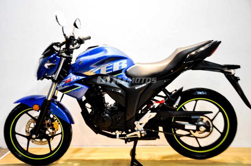 Moto Suzuki Gixxer GSX 150 Negro - Azul