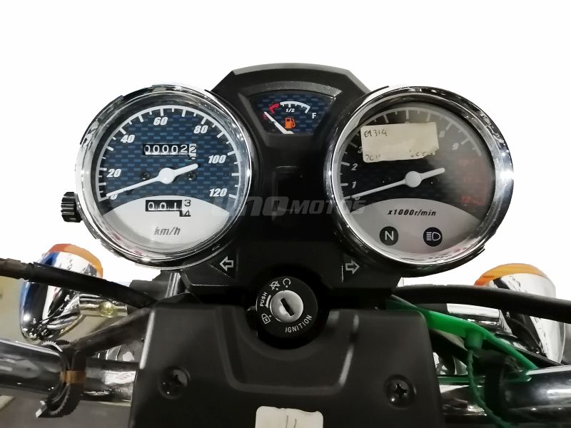 Moto Suzuki GN 125 F Linea 2019