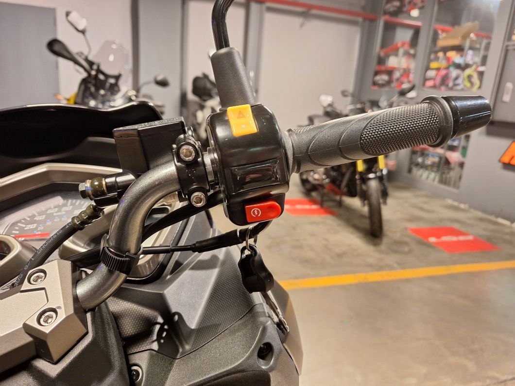 Moto Sym Jet 14 usado 2024 con 670 km int 51827 1M