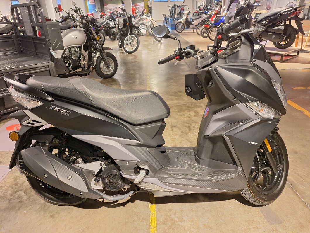 Moto Sym Jet 14 usado 2024 con 670 km int 51827 1M