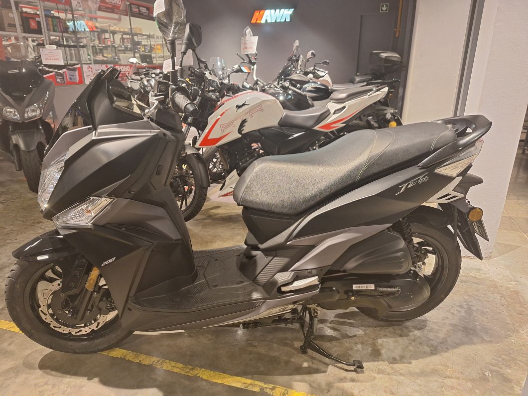 Moto Sym Jet 14 usado 2024 con 1180 km int 50963 1M