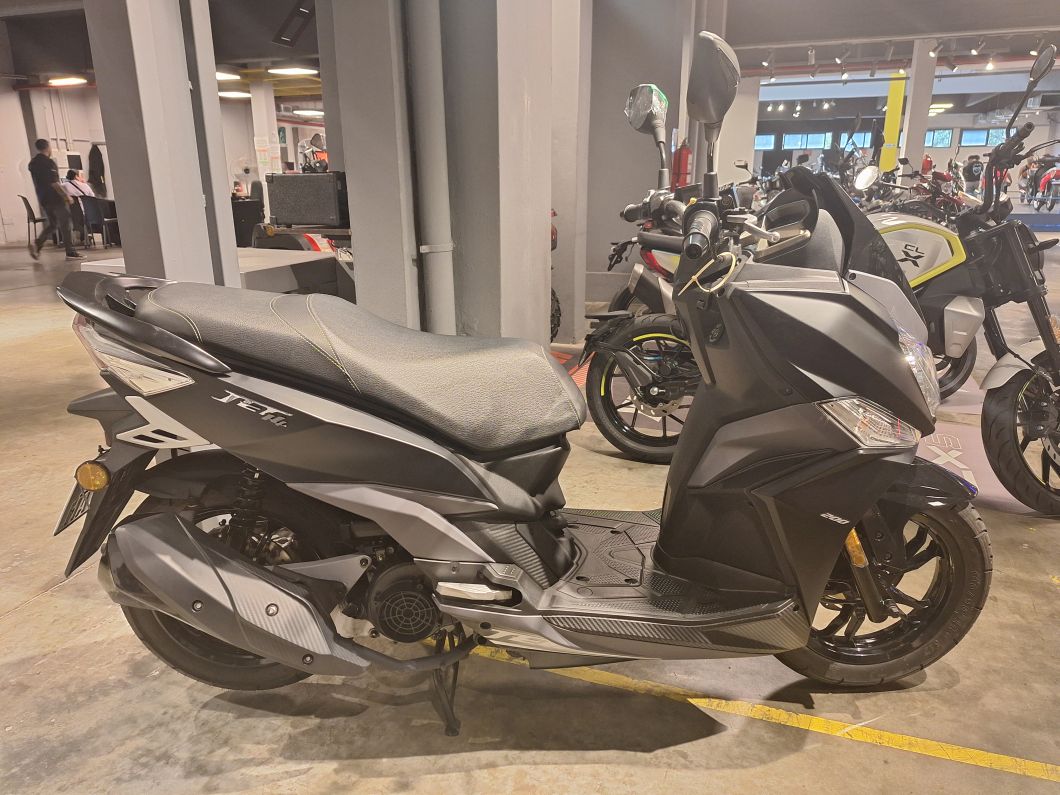 Moto Sym Jet 14 usado 2024 con 1180 km int 50963 1M
