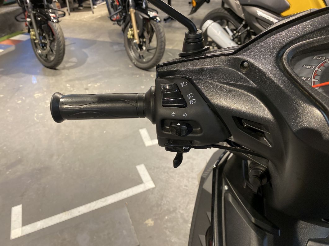 Moto TVS Neo 110 Base