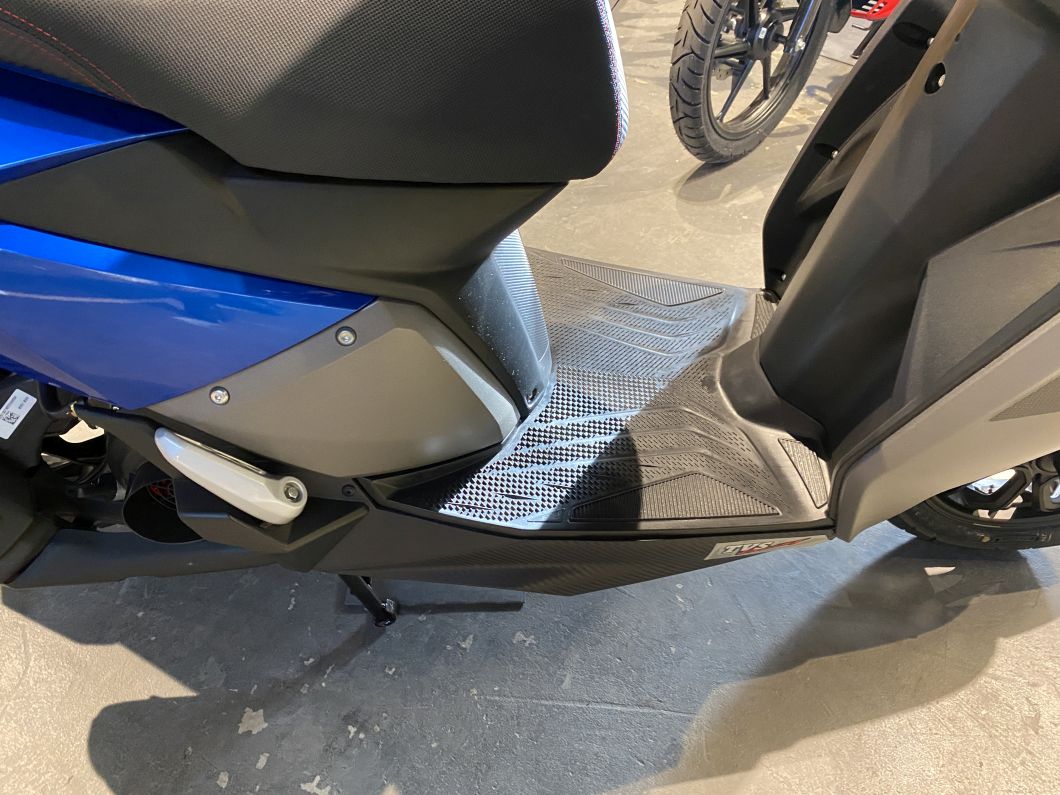 Moto TVS NTORQ 125cc 3V Scooter