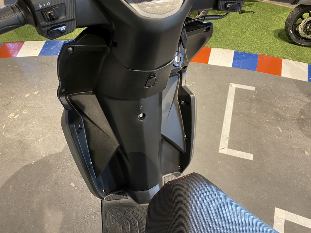Moto TVS NTORQ 125cc 3V Scooter