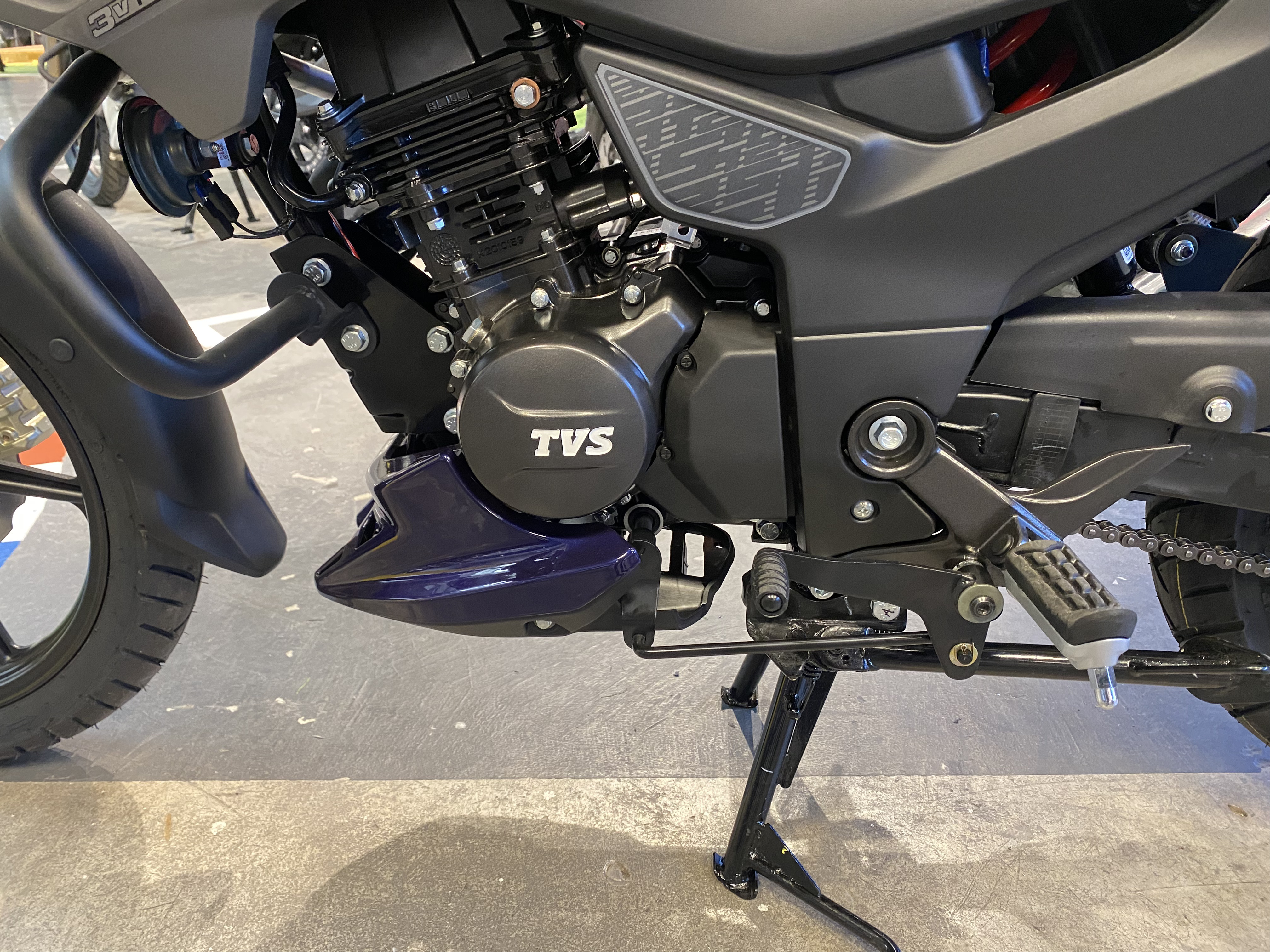 Moto TVS Raider 125