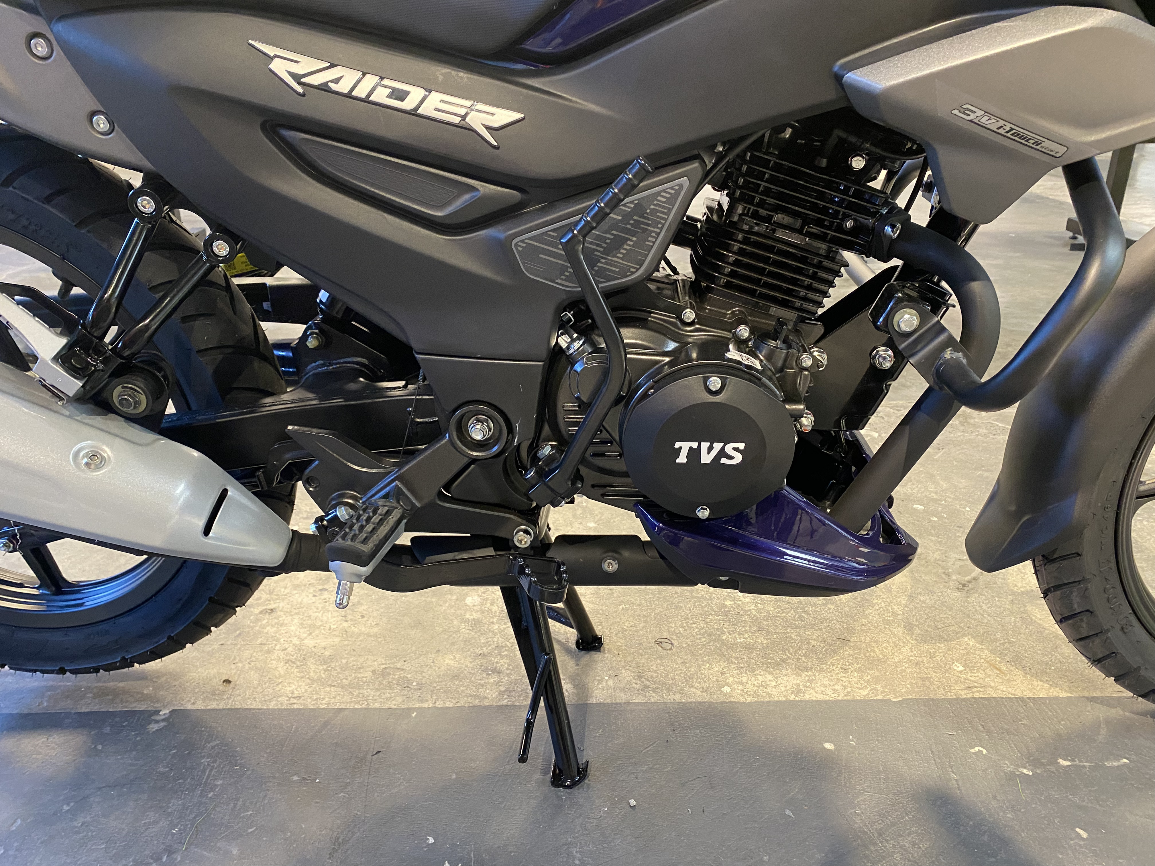 Moto TVS Raider 125